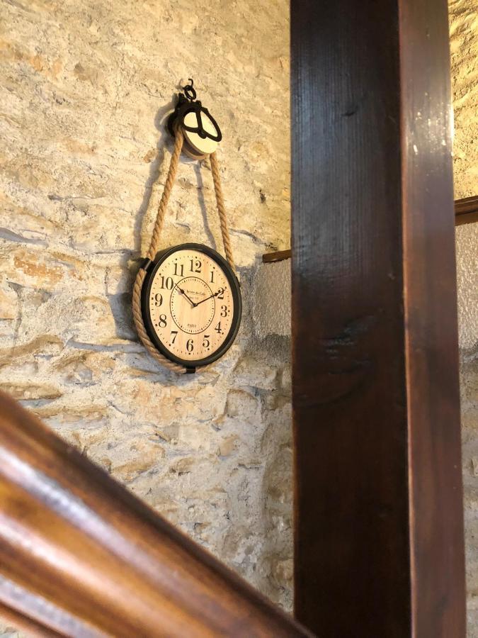 Le Domaine De La Claire Fontaine Gites -Chambres D'Hotes Montvalent Kültér fotó