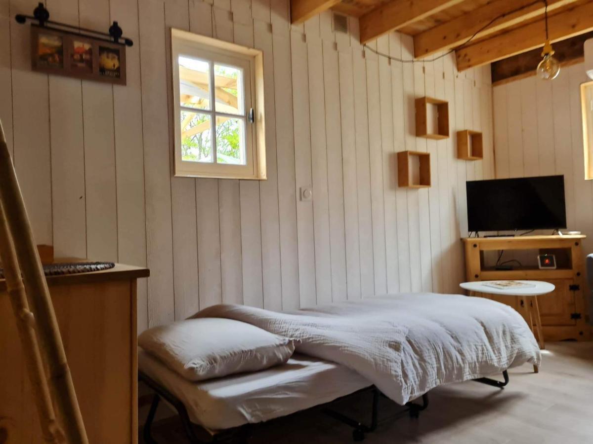 Le Domaine De La Claire Fontaine Gites -Chambres D'Hotes Montvalent Kültér fotó