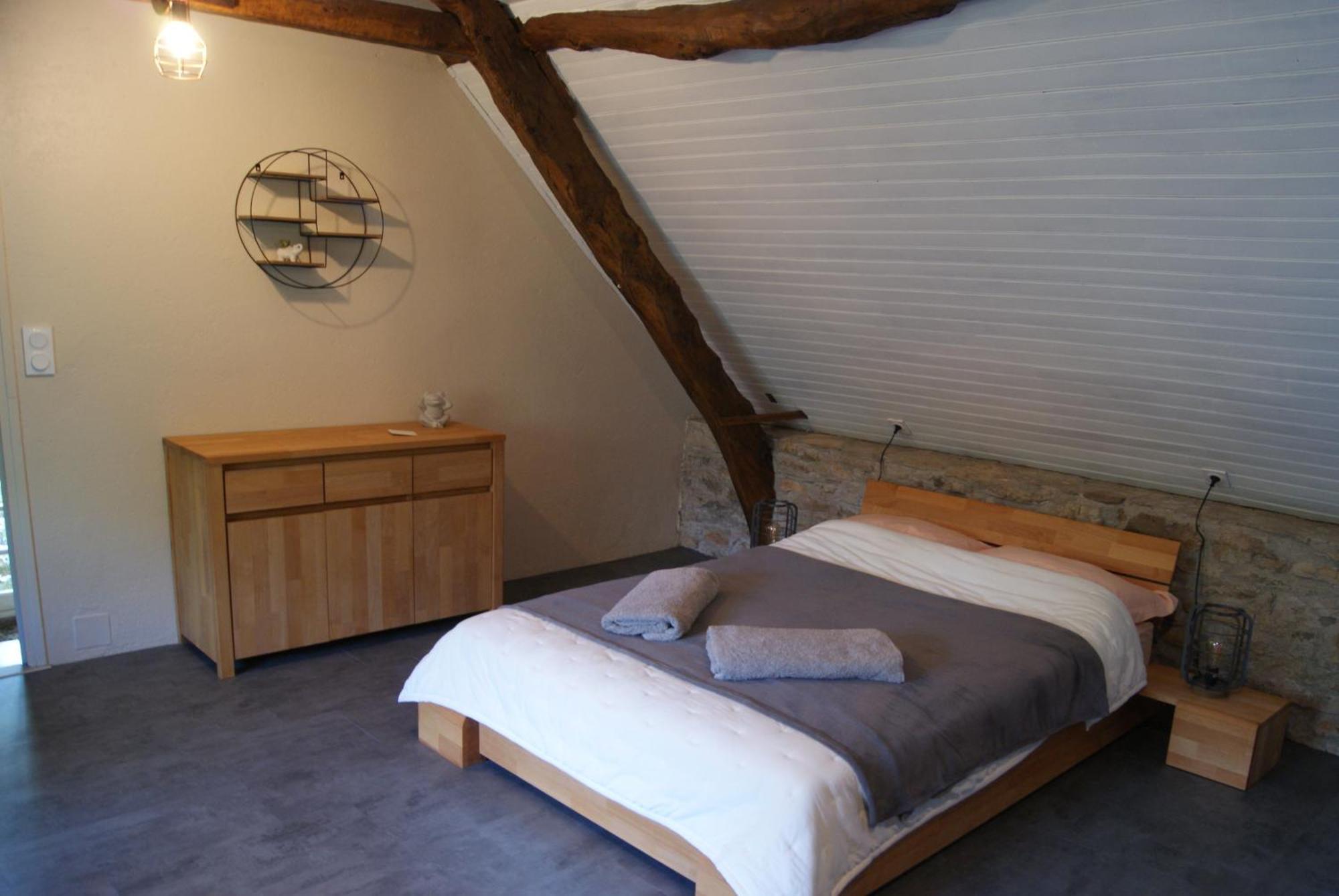 Le Domaine De La Claire Fontaine Gites -Chambres D'Hotes Montvalent Kültér fotó